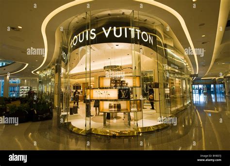 Louis Vuitton uk locations